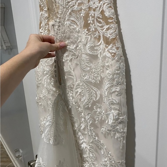 Maggie Sottero Lydia Ann Wedding Dress. - Picture 4 of 8